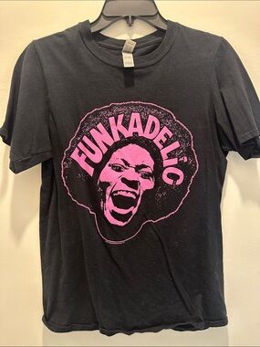 Gildan Black Tee with Pink 'Funkadelic' Graphic